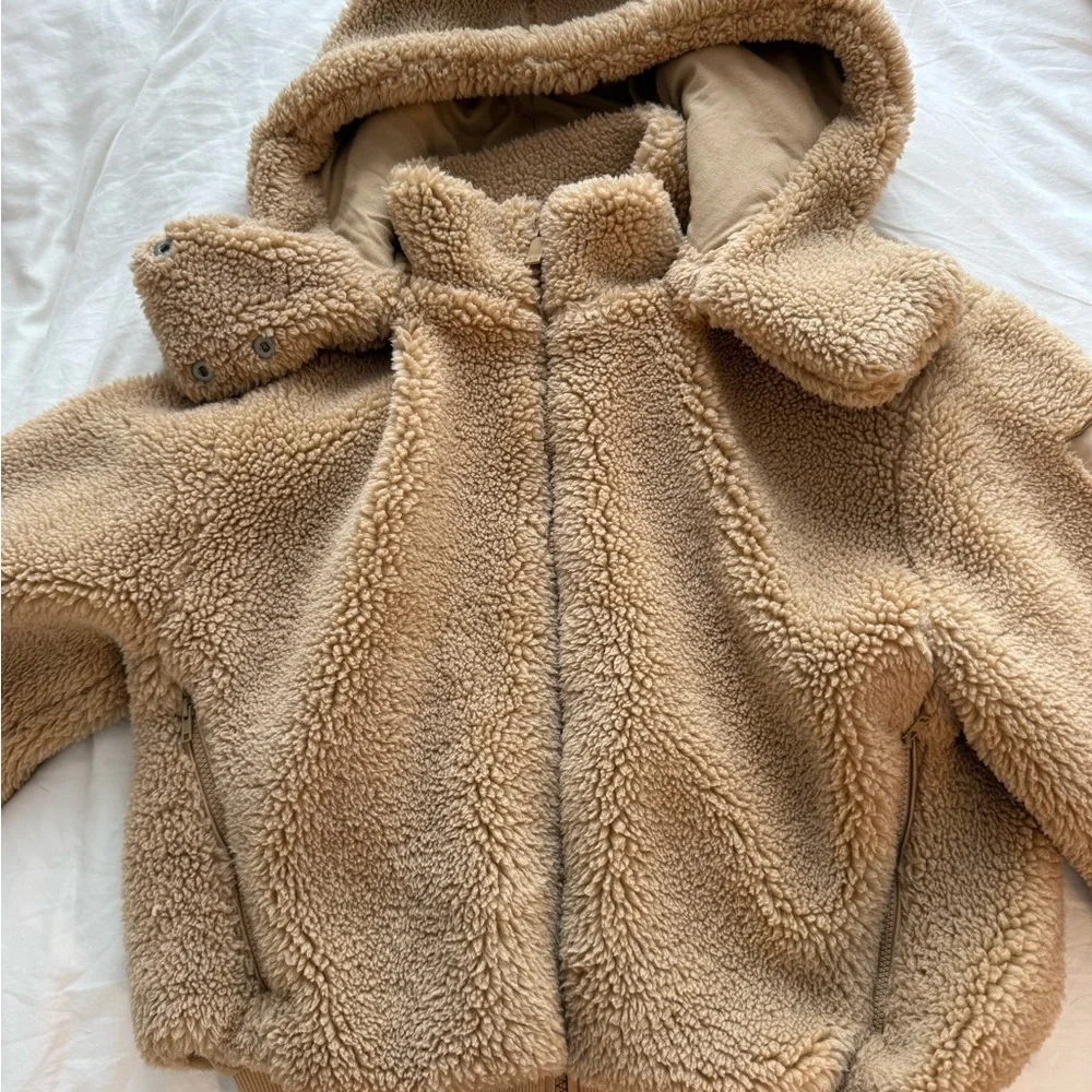 ALO Yoga Tan Teddy Jacket